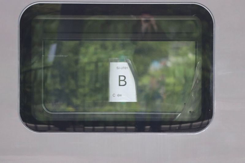 Gloednieuwe Zweedse Civity door Nederland getrokken